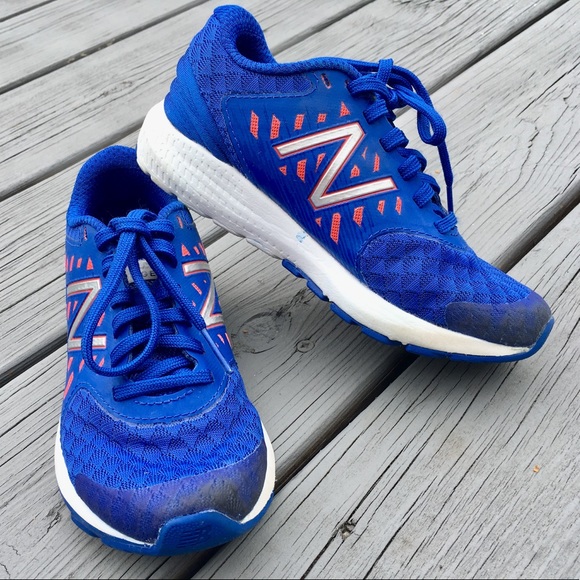 New Balance Other - New Balance Boys Urge FuelCore Running Shoe sz 12
